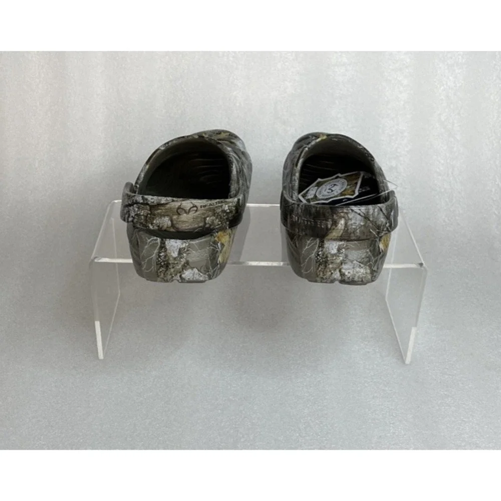 Rugged Shark Camo Real Tree Edge Eva Clogs Lightweight Slip on Boys Size 9 NEW